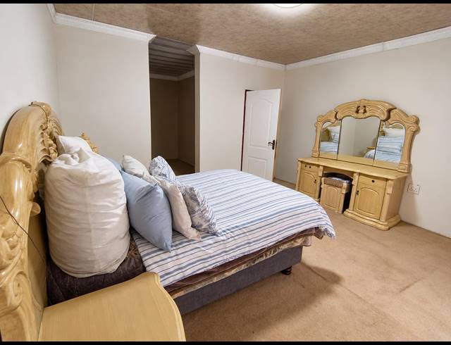 2 BEDROOM HOUSE FOR SALE IN MEYERTON CENTRAL